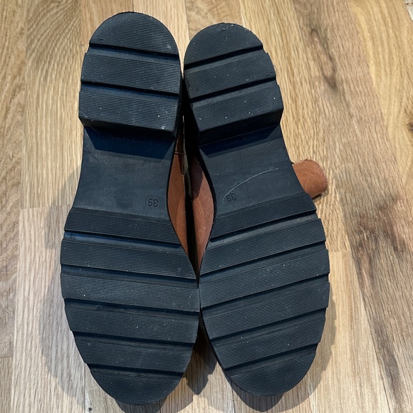 Anthropologie Brown Leather Ankle Boots - Picture 3 of 3